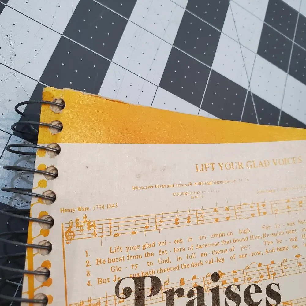 PRAISES WE SING - Elmina Yoder & Lula Miller - Christian Light Publications 1980